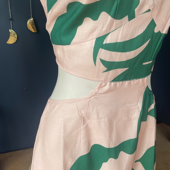 Maxi cut out dress (NWT) - Picture 3 of 4